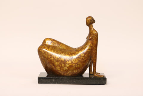 Ana Duncan 'Observer III' bronze 18x19x9cm