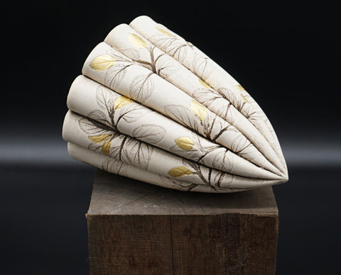 Lisa Ellul 'Gold Leaf Pod' ceramic and 24ct gold leaf 15x11cm