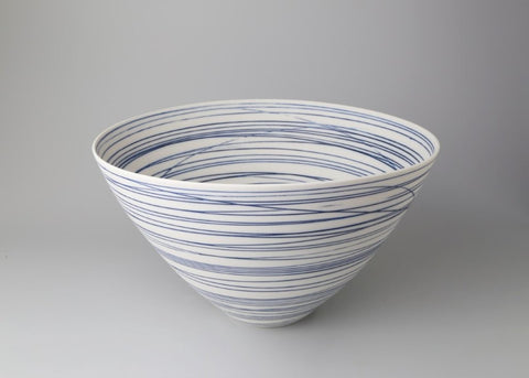 Ali Tomlin ‘Smaller Rounded Bowl (blue lines)’ AT61 porcelain