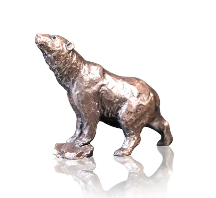 Butler & Peach 'Polar Bear' bronze H3xW4xD2.2cm