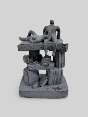 Cat Santos 'Top of the World' ceramic H26xW16xD10cm