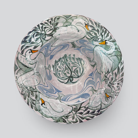 Andrew Hazelden 'Swan Tondino - medium' ceramic H9xD40cm