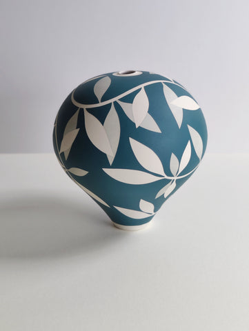 Georgie Gardiner 'Emerald, Grey and White Leaf Vessel' ceramic H17xD17cm