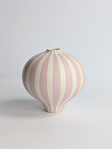 Georgie Gardiner 'Midi Pink Stripy Vessel' ceramic H10.5xW10cm