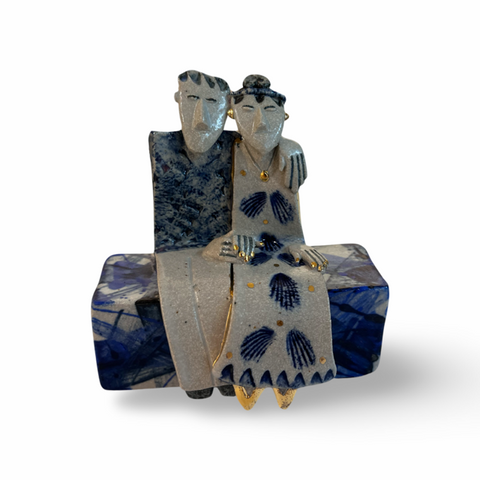 Helen Martino ‘Cuddle’ ceramic 10x10x6cm
