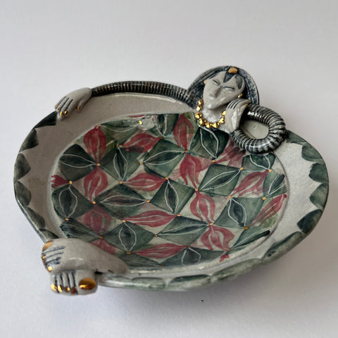 Helen Martino 'Happy Dishy Lady' ceramic H6xL18xW16cm