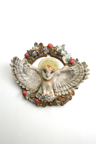 Helen Nottage 'Hunter's Moon Wreath' ceramic H23xW27xD7cm