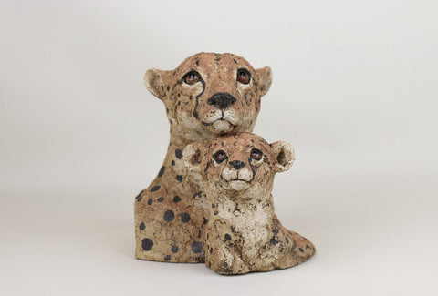 Julie Wilson 'Cheetah & Cub' ceramic H19cm