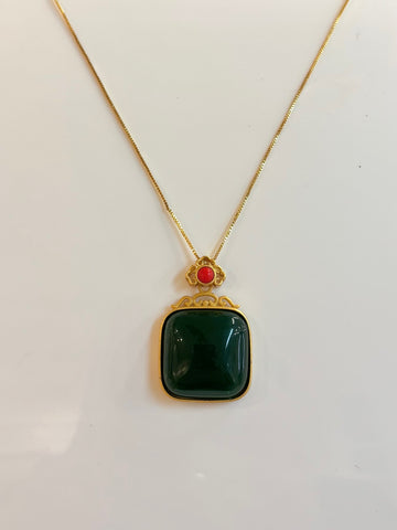 Jewel House Rocks 'Jade pendant necklace' 44cm length