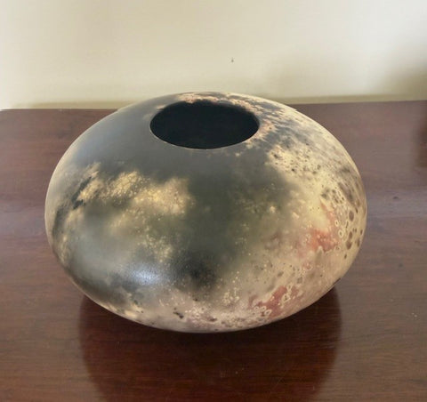Jon Bull 'Celestial elliptical vessel' ceramic D17cm