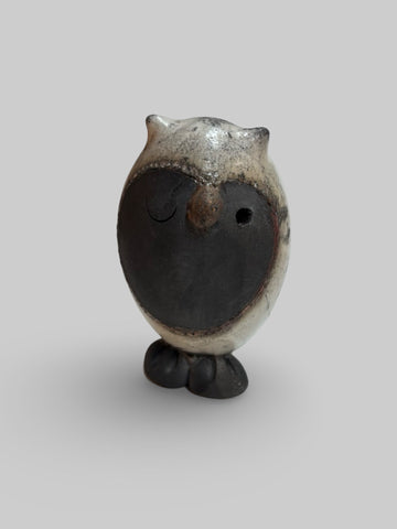 Rob Whelpton 'Owl' ceramic 9x5x5cm