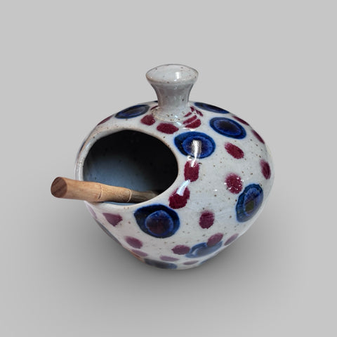 Robert Goldsmith 'Salt Pot II' ceramic 9x9x9cm