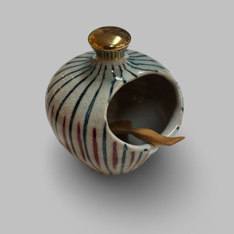 Robert Goldsmith 'Salt Pot with Gold' ceramic 10x9cm