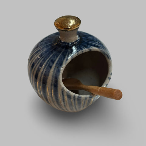 Robert Goldsmith 'Salt Pot with Gold' ceramic 10x9cm