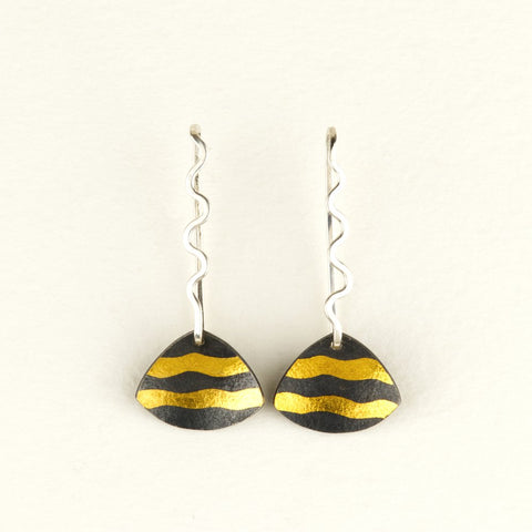 Sandra Elizabeth 'Sterling silver clam shell drop earrings with gold waves (small) and oxidised finish' 12x15mm, 32mm drop
