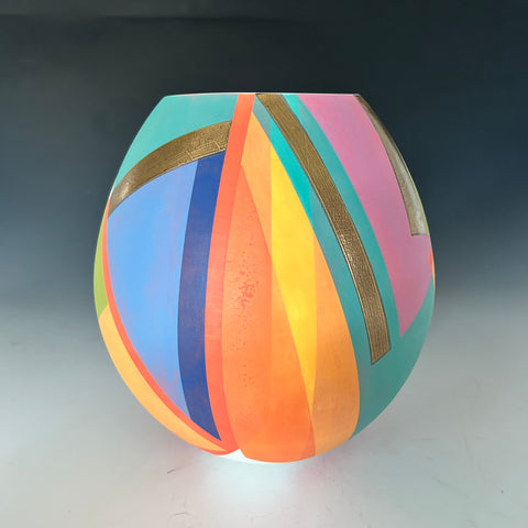 Tony Laverick 'Pot IV' ceramic H26xW22cm