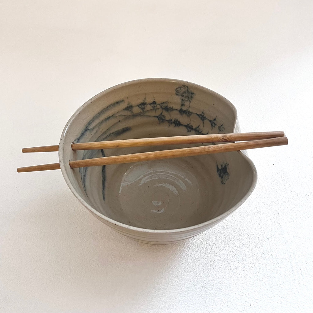 Charlie Clarke 'Noodle Bowl - Bee & Lavender Design' ceramic 9x17cm