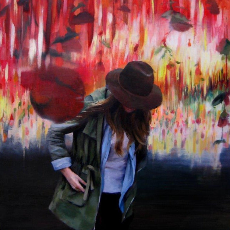 Woman walking with head bowed, wearing a brown hat that covers her face. The background is mainly red depicting Gràcia - the festival held in Barcelona each August.